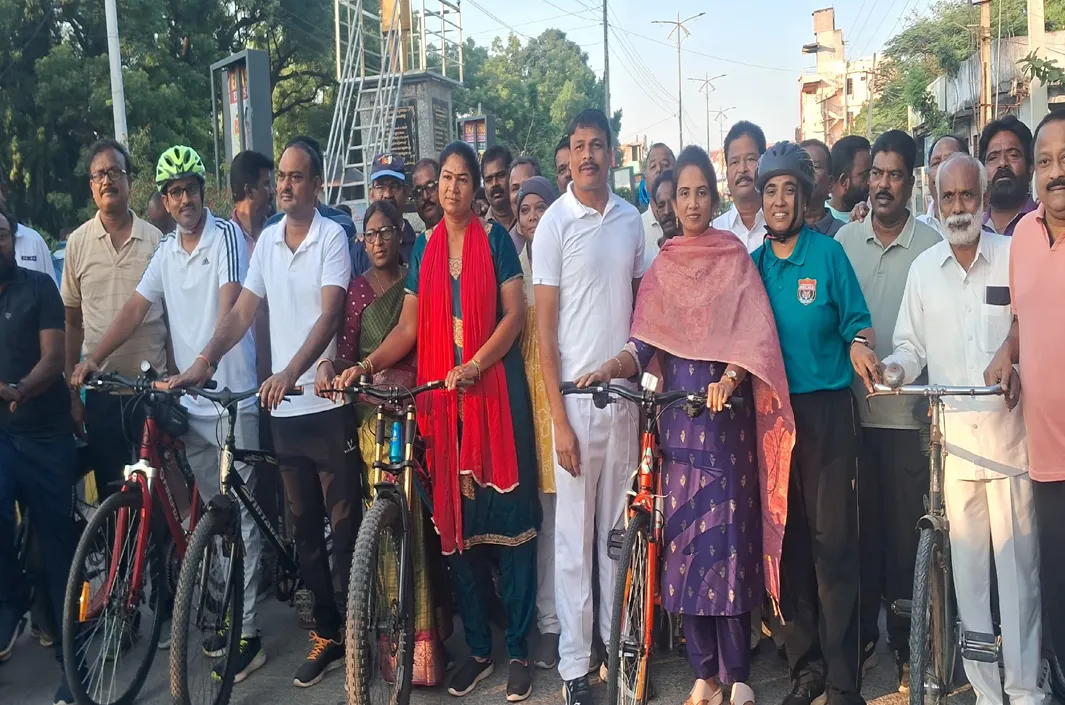 పోలీసు అమరవీరుల త్యాగాలు మరువలేనివి