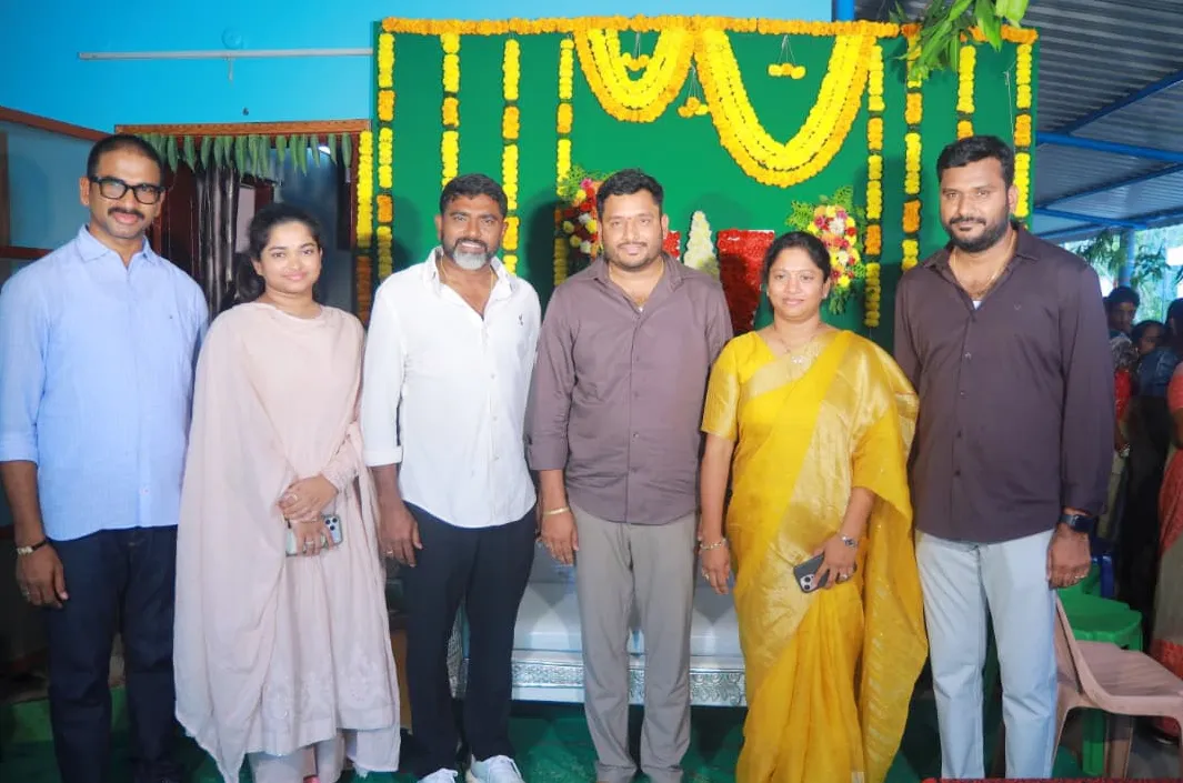 నాగేంద్రరెడ్డి వివాహ వేడుకలో మువ్వా దంపతులు!