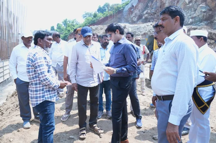 పుష్కరాల ఏర్పాట్లను యుద్ధ ప్రాతిపదికన పూర్తి చేయాలి