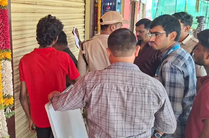 హైవే హోటళ్లలో ‘ఫుడ్’ కలకలం