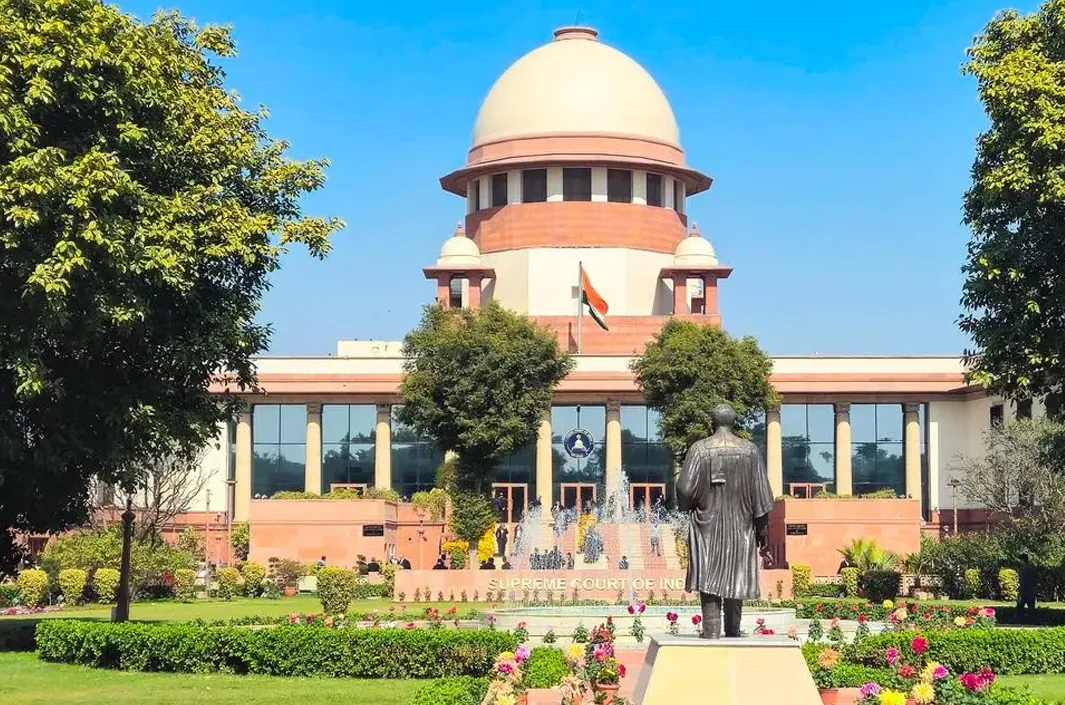 బీసీ రిజర్వేషన్లపై సుప్రీం కోర్టు షాక్