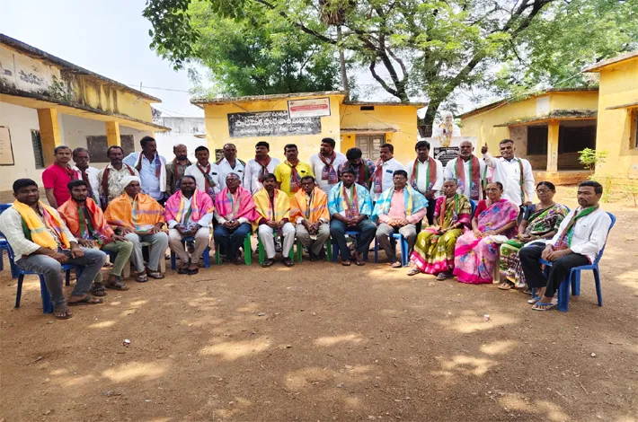 కుమ్మర్లకు ఎమ్మెల్సీ పదవి ఇవ్వాలి