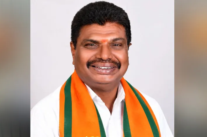 100 పడకల ఆసుపత్రి నిర్మాణం