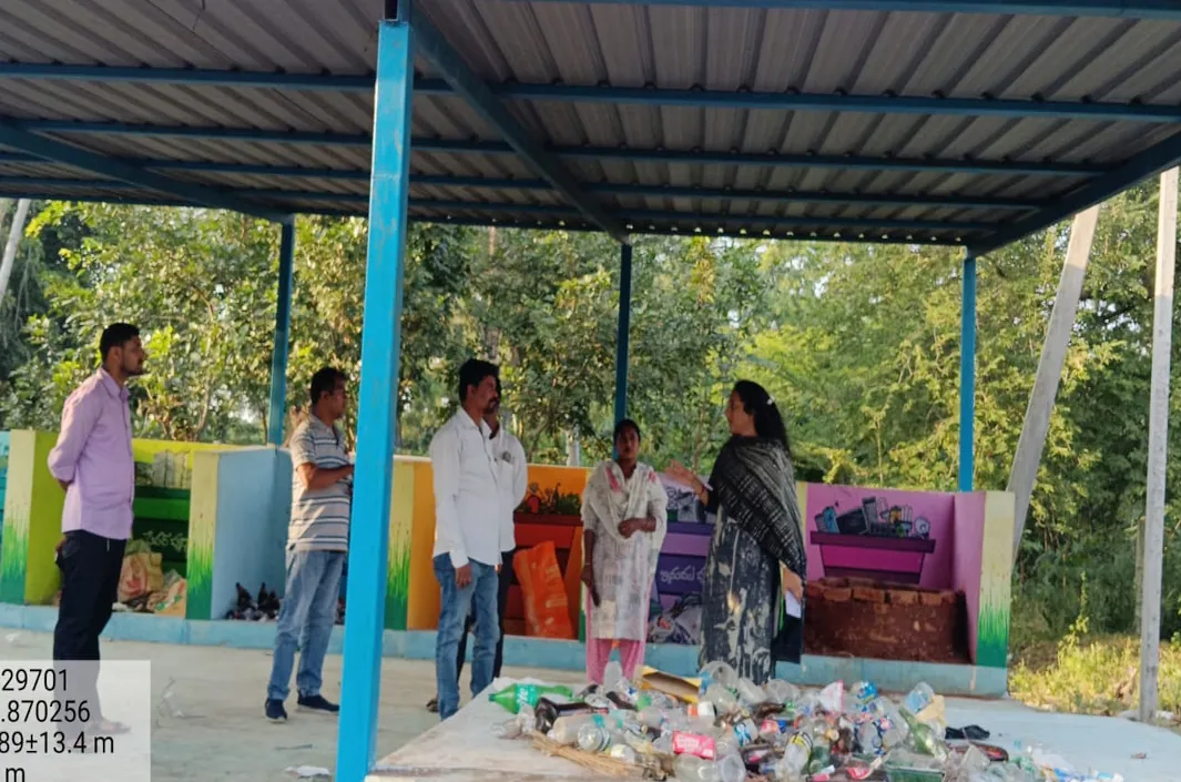 పల్లె ప్రగతికి ఇరవెండి పంచాయతీ ఆదర్శం!