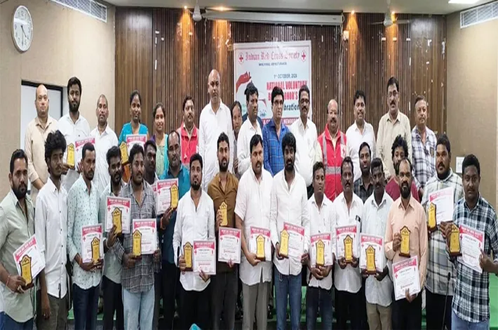 రక్తదానంతో ప్రాణాలు కాపాడవచ్చు 