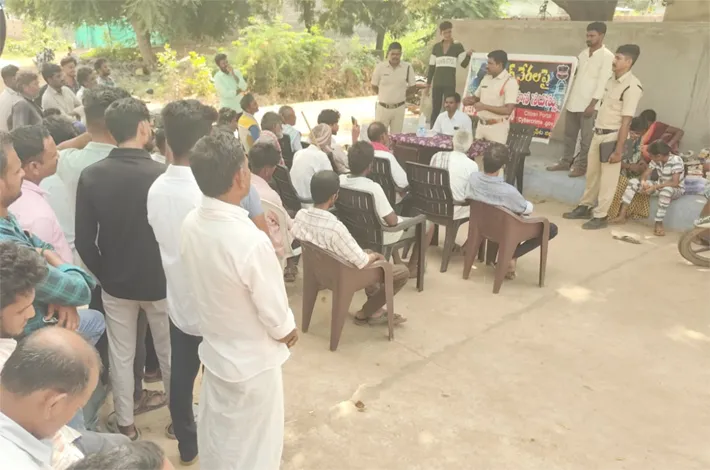 ప్రశాంతమైన వాతావరణంలో పండుగ జరుపుకోవాలి