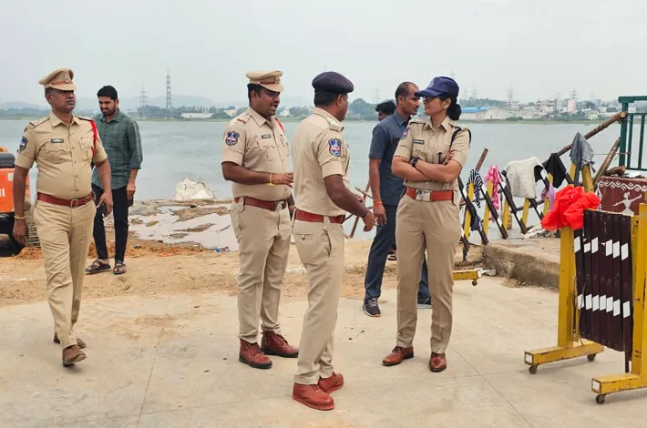 ప్రశాంతంగా గణేష్ నిమజ్జనం నిర్వహించాలి