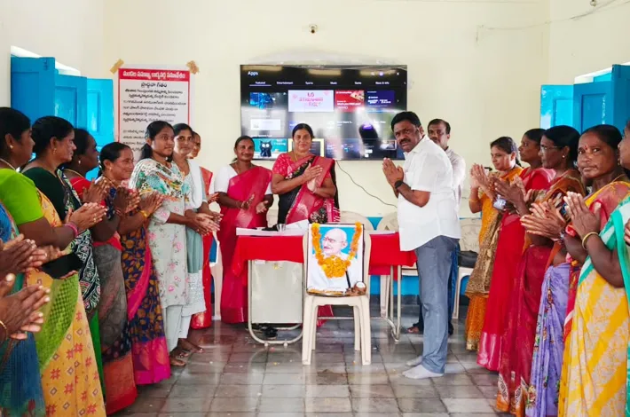 గాంధీ ఆశయాలే మనకు మార్గదర్శకం