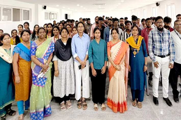 అనురాగ్ లో కృత్రిమ మేధస్సు, వృత్తి ప్రాజెక్ట్ నిర్వహణపై శిక్షణ