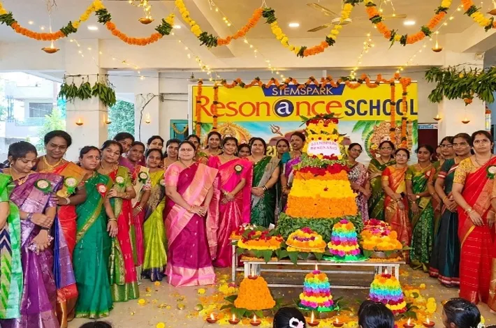 స్టెమ్‌స్పార్క్ రెజొనెన్స్‌లో బతుకమ్మ సంబరాలు