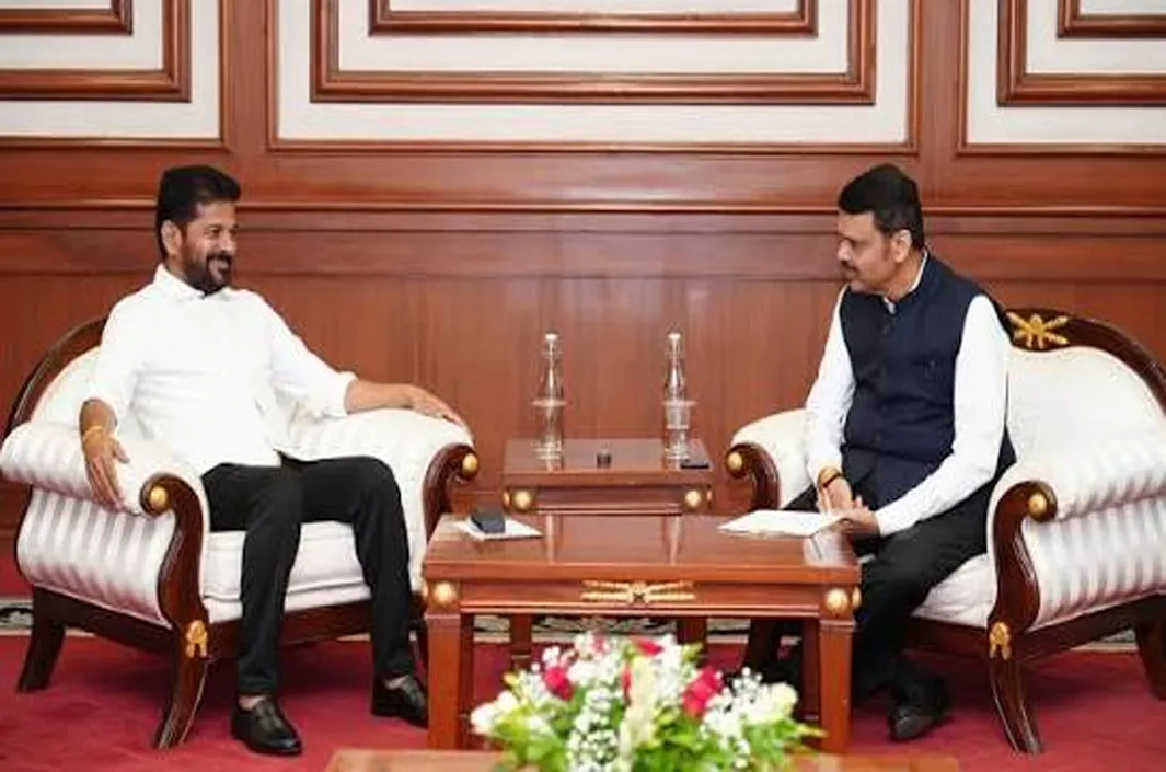 ఫడణవీస్‌తో రేవంత్‌ చర్చలు సక్సెస్‌: సీఎం