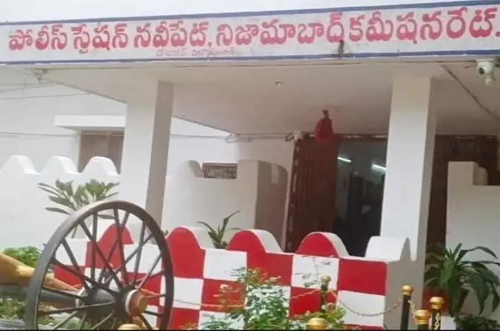 భార్యపై పెట్రోల్ పోసి నిప్పంటించిన భర్త