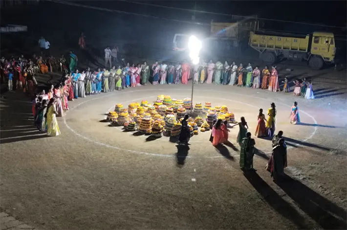శ్రీరాములపల్లెలో సద్దుల సంబరం