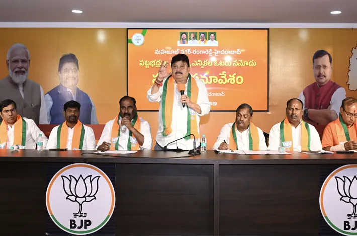 రెండు ఎమ్మెల్సీలనూ గెలవాలి