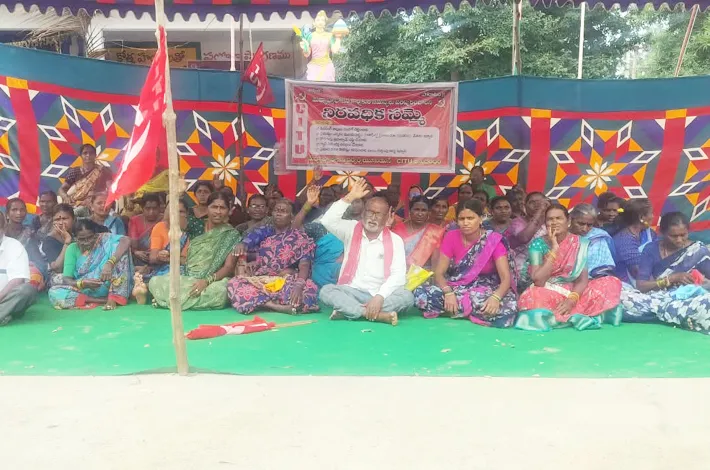 మధ్యాహ్న భోజన కార్మికుల సమస్యలు పరిష్కరించాలి
