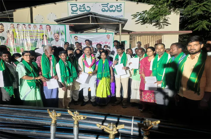 రైతులు సబ్సిడీ పథకాలను సద్వినియోగం చేసుకోవాలి
