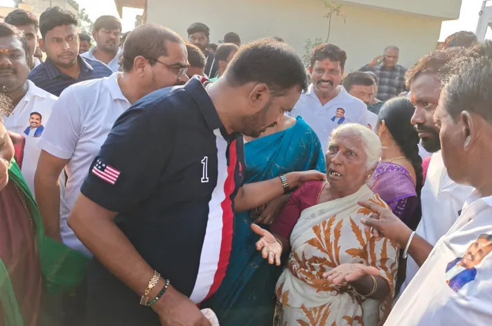 దత్తాయిపల్లిలో బీర్ల ఐలయ్య మార్నింగ్ వాక్