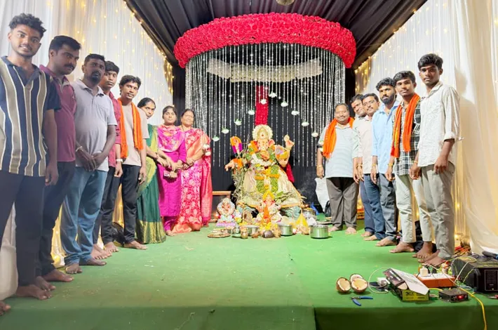 గణనాథుని ఆశీస్సులతో ప్రజలంతా సుభిక్షంగా ఉండాలి
