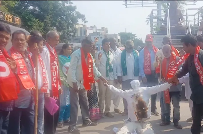  సిఇసి జ్ఞానేష్ కుమార్ దిష్టిబొమ్మ దగ్ధం