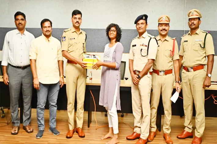 కష్టపడితే విజయం తప్పక వరిస్తుంది