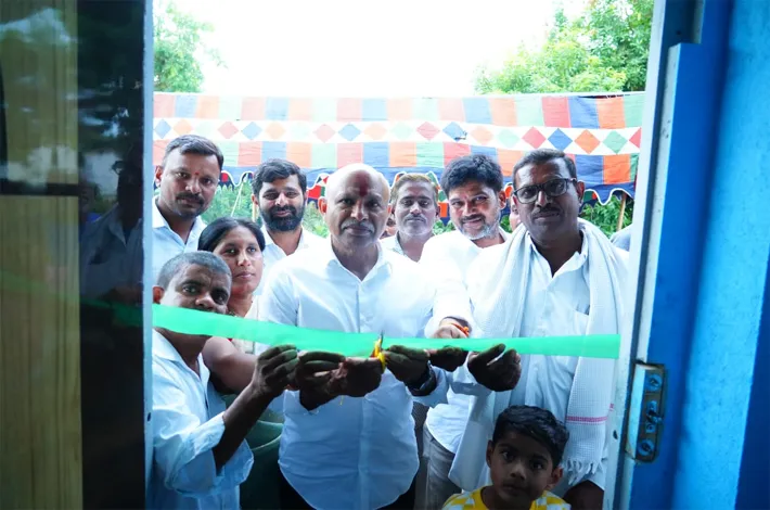 ఇండ్లు లేని పేదలు ఉండొద్దు