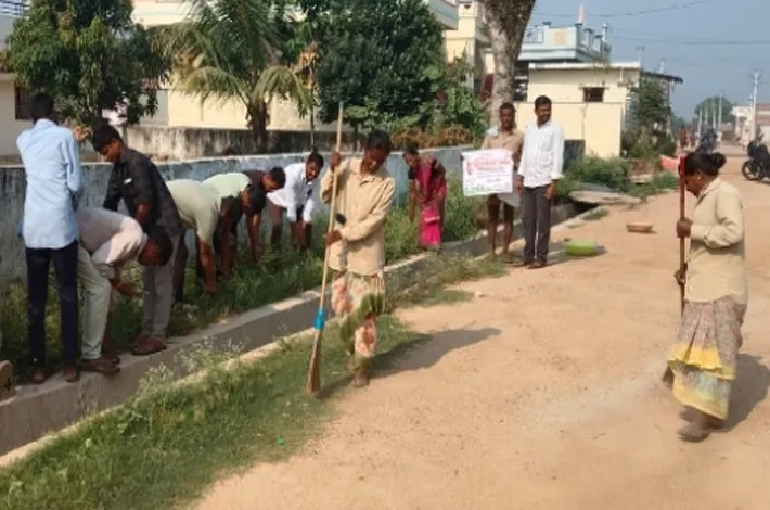 పరిసరాలు పరిశుభ్రంగా ఉంచుకోవాలి