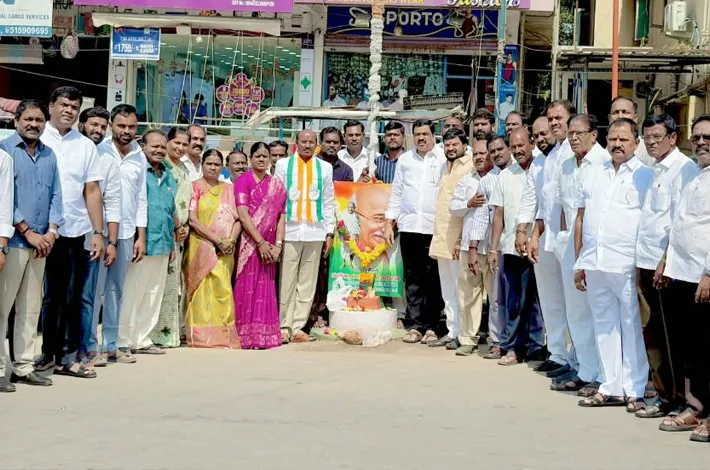 ఘనంగా గాంధీ జయంతి వేడుకలు