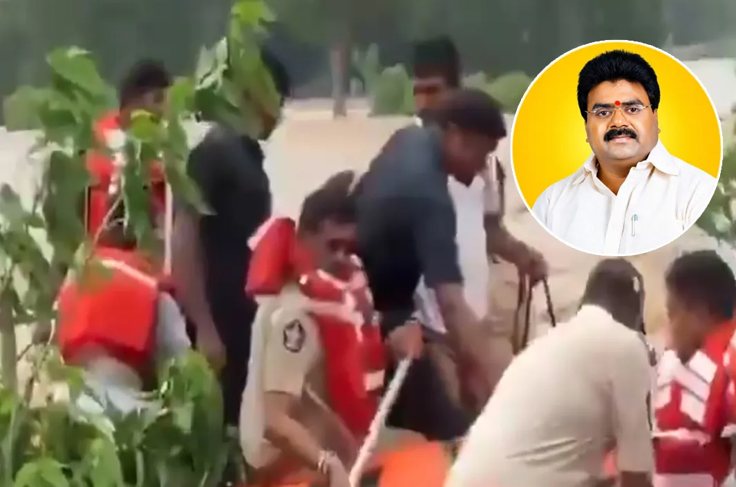 వరద ఉధృతిలో కొట్టుకుపోయిన ఎమ్మెల్యే