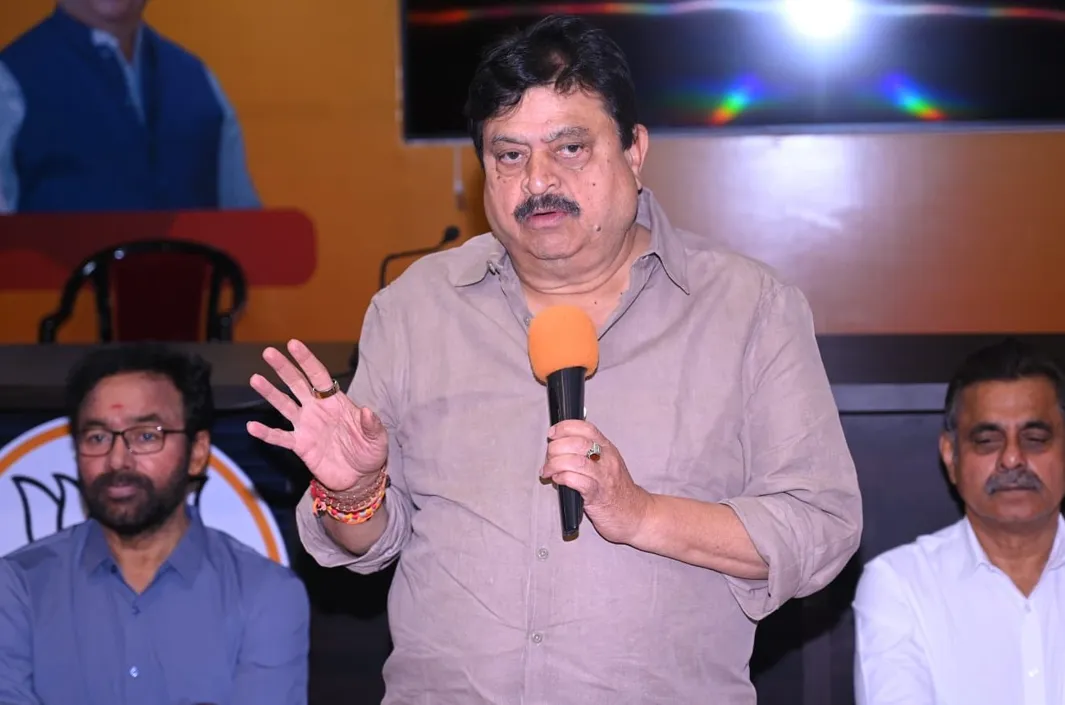 లక్ష మందితో బీజేపీ భారీ ప్లాన్