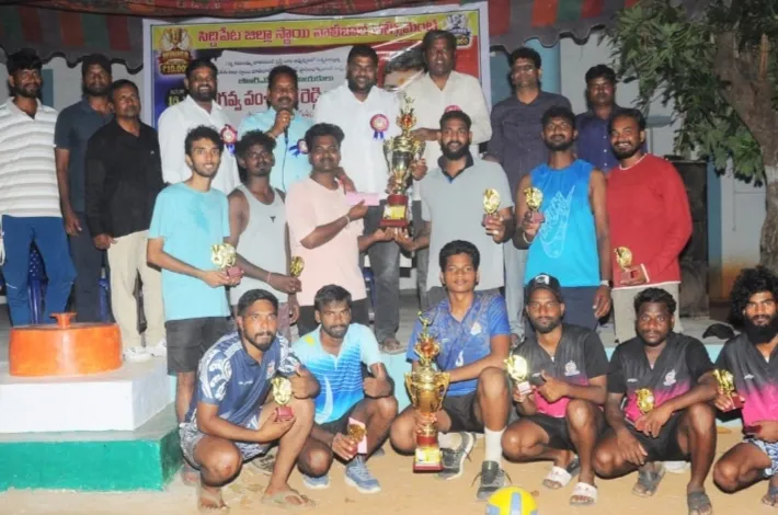 వాలీబాల్ టోర్నీలో కోహెడదే పైచేయి