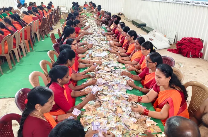 భద్రాద్రి రామయ్య హుండీ ఆదాయం 2 కోట్ల 13 లక్షలు