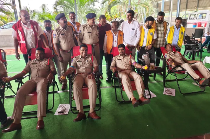 రక్తదానం... ప్రాణ దానంతో సమానం
