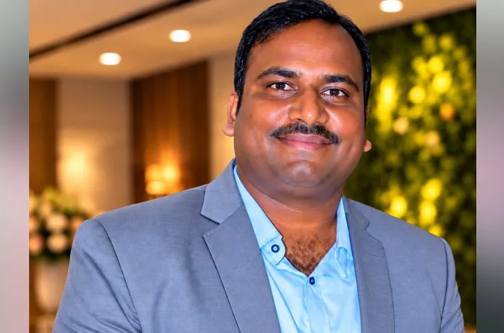 బిజినెస్ పార్టనర్ గా తానికొండ నాగేంద్ర రెడ్డి
