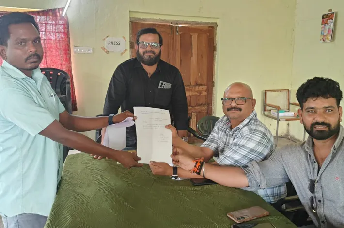 ప్రజావాణిలో 11 ఫిర్యాదులు 