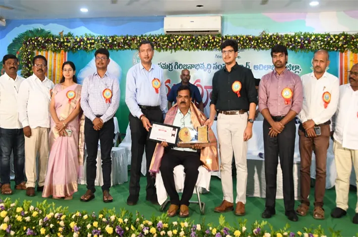 గిరిజన సంక్షేమ శాఖ ఆధ్వర్యంలో ఉట్నూర్ లో ఘనంగా గురు పూజోత్సవం