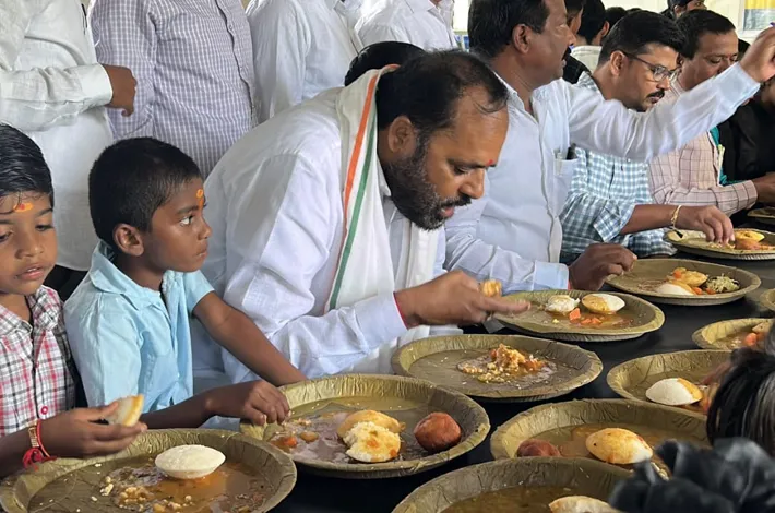 కాంగ్రెస్‎తోనే విద్యార్థులకు బంగారు భవిష్యత్తు