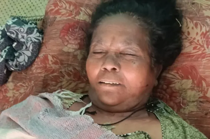 గొంతు నులిమి వృద్ధురాలి హత్య
