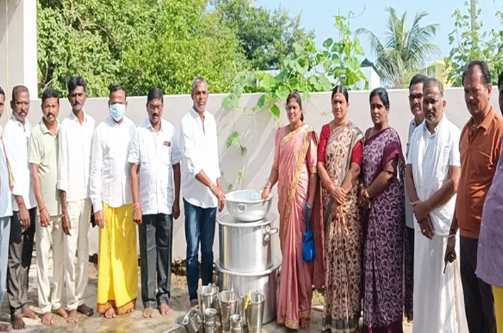 శాశ్వత అన్న ప్రసాద వితరణ ప్రారంభం