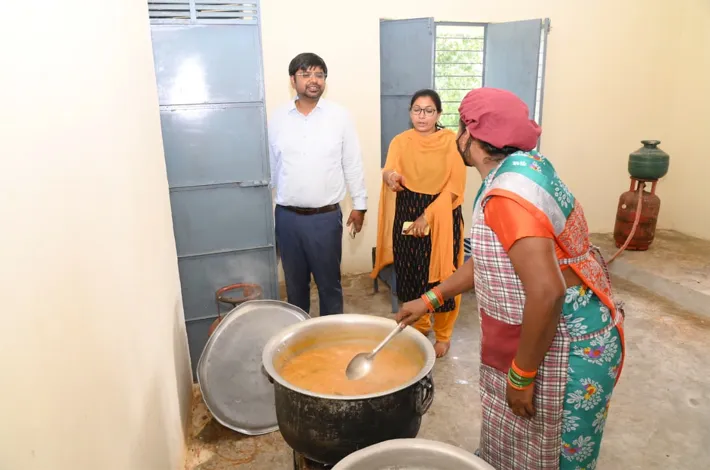 విద్యార్థులకు నాణ్యమైన విద్యా బోధన అందించాలి