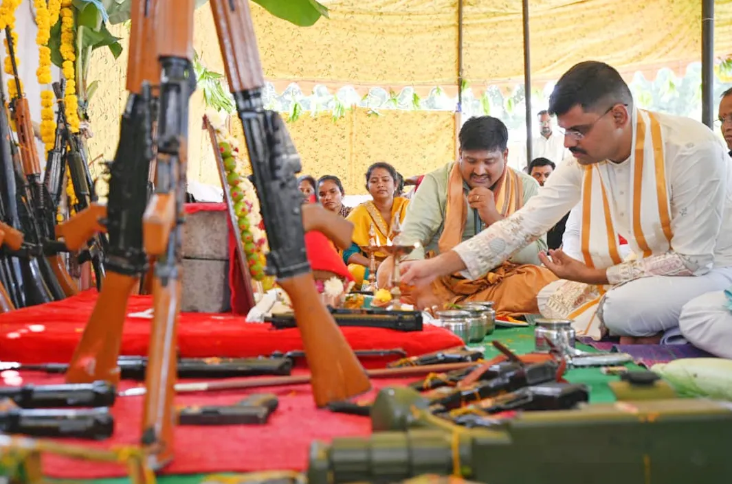 జిల్లా పోలీస్ హెడ్‌క్వార్టర్స్‌లో ఆయుధ పూజ