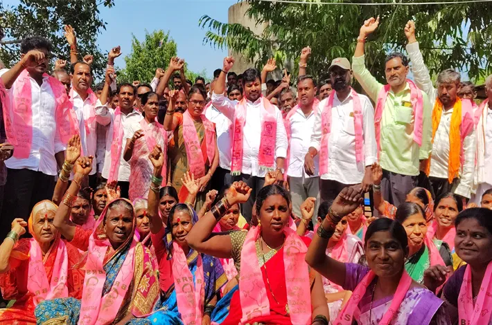 కెసిఆర్ నాయకత్వమే  తెలంగాణకు శ్రీరామరక్ష...