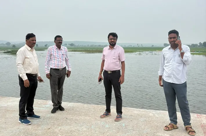 తోపుకుంట నిమజ్జన ప్రాంతాన్ని పరిశీలించిన చీఫ్ ఇంజనీర్..