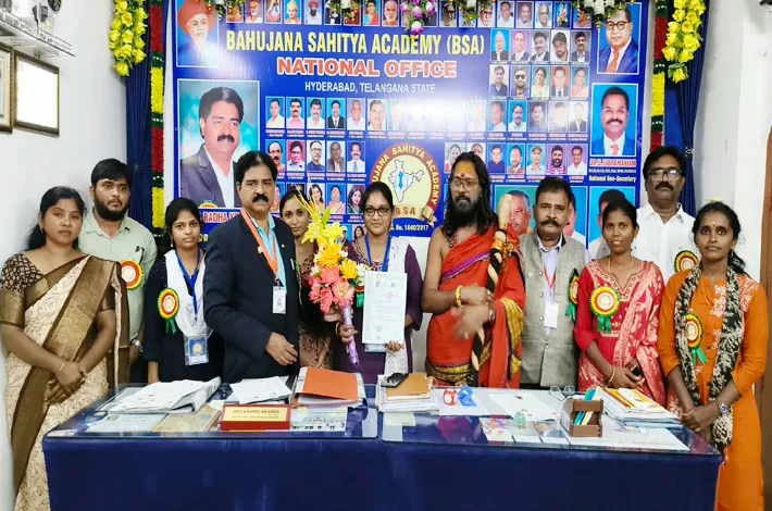 శ్రీకృష్ణం వందే జగద్గురుం కోలాట బృందానికి జాతీయ పురస్కారం