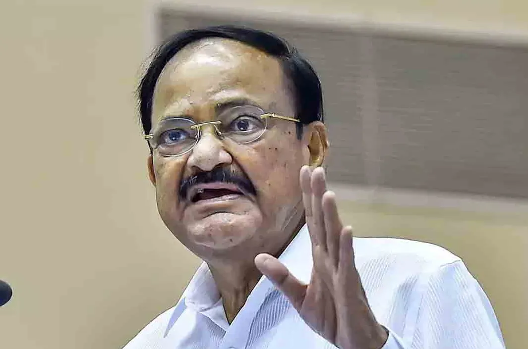 ప్రతిపక్షాలపై వెంకయ్య ఘాటు వ్యాఖ్యలు
