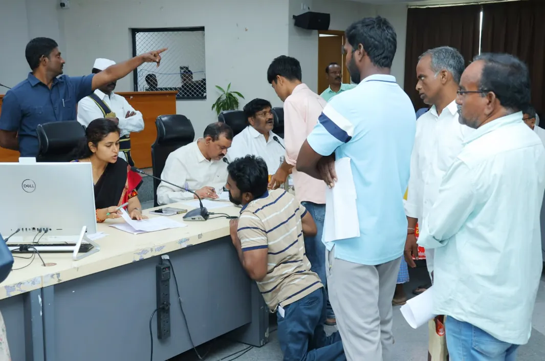 ప్రజావాణి దరఖాస్తుల పరిష్కారంపై ప్రత్యేక దృష్టి పెట్టాలి