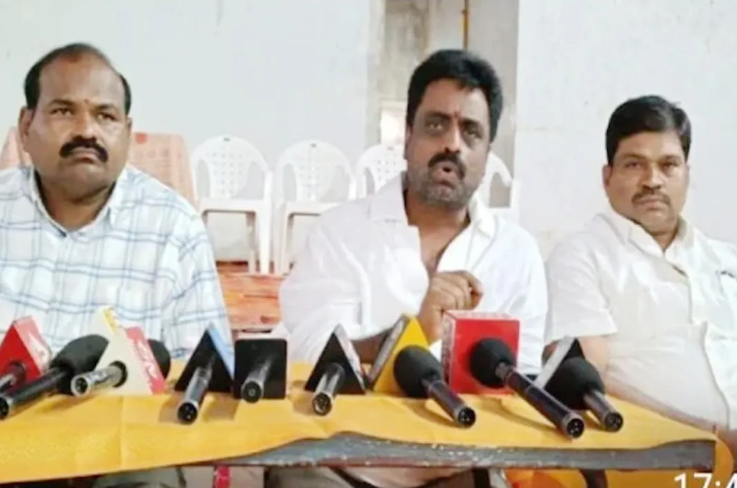 ప్రభుత్వానికి నిర్ణీత గడువులో బియ్యం అప్పగించేందుకు సిద్ధం 