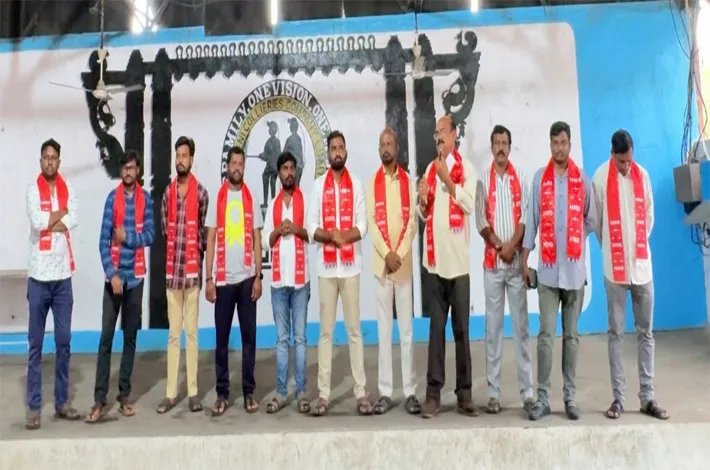 గుర్తింపు కార్మిక సంఘాల గడువు ముగిసినందున అన్ని సంఘాలతో చర్చించాలి 