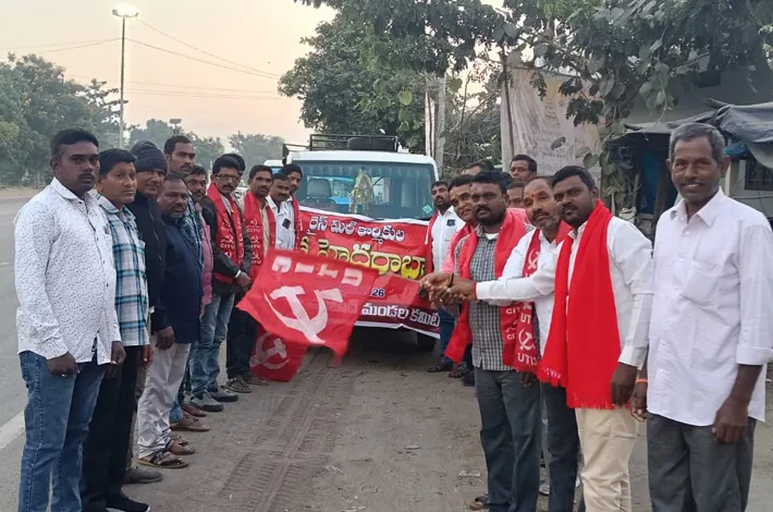 హైదరాబాద్‌కు కదిలిన రైస్ మిల్లు కార్మికులు!