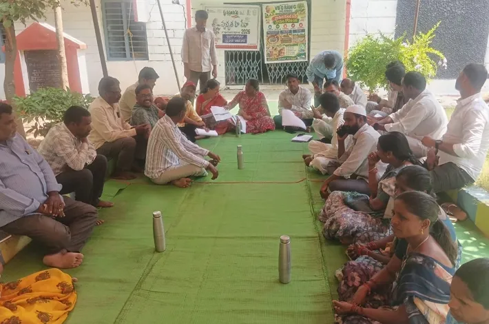 ప్రజలు లేని సమావేశాలు ఎందుకు