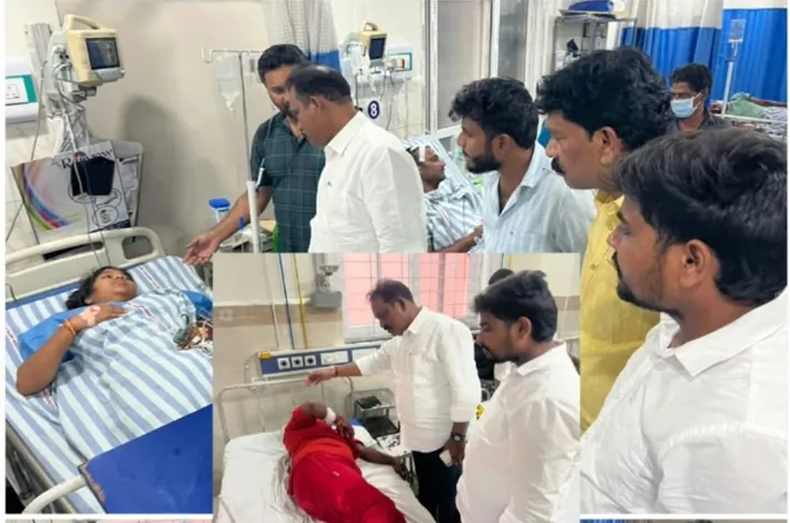గాయపడిన వారిని పరామర్శించిన మాజీ ఎమ్మెల్యే 
